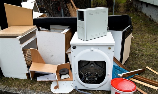 5 Things You Didn't Know Can Go To A Recycle Center [Infographic]