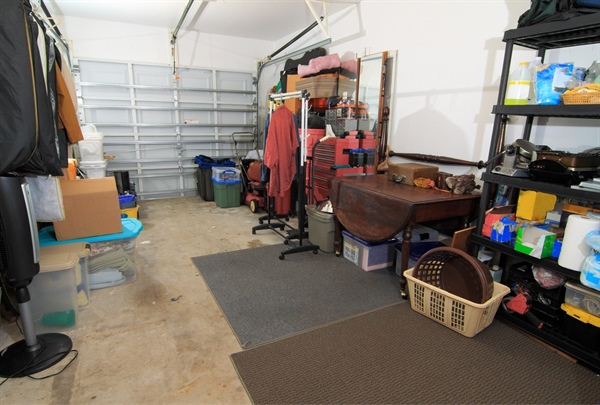 When It's Time For Downsizing: Dealing With The Junk [Tips]