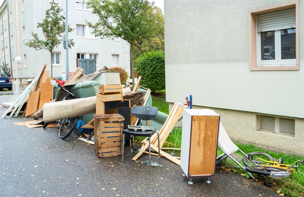 Declutter And Get Organized With A Spring Cleaning Plan
