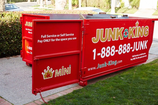 5 Reasons You Want To Use A Dumpster